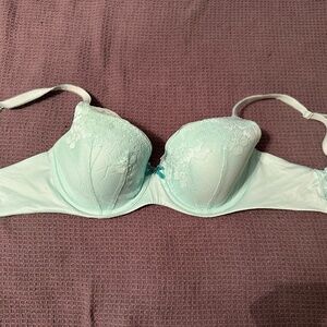 Victorias Secret 34DD body by Victoria bra with convertible straps. Blue
